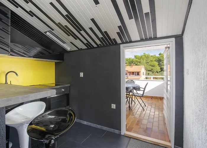 Piljan Apartman Pula